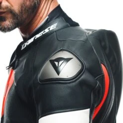 Dainese Tosa 1 Pcs Leather Suit Perf Black Fluo Red White 13 Dainese Tosa 1 Pcs Leather Suit Perf Black Fluo Red White -Motorfiets Accessoires Verkoop dainese tosa 1 pcs leather suit perf black fluo red white 6