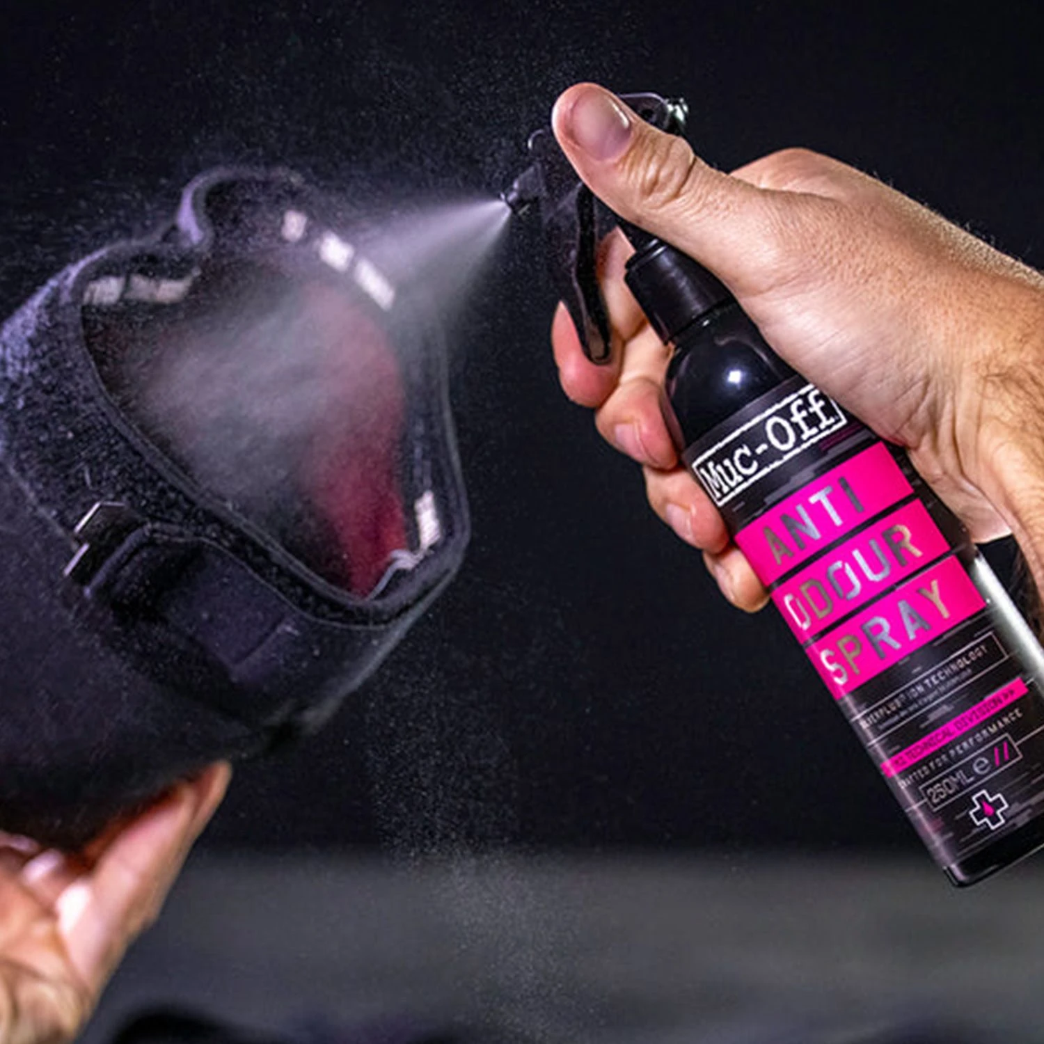 Muc-Off Anti-Odour Spray 250ml 4 Muc-Off Anti-Odour Spray 250ml - Afbeelding 2